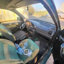 Ricambi usati sul piazzale