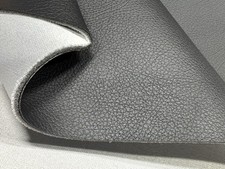 Ecopelle auto al metro nera