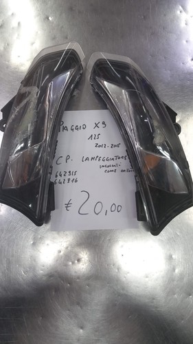 Coppia lampeggiatori piaggio - coppia,