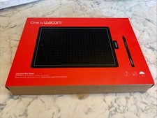 Wacom One By Wacom Medium Tavoletta Grafica Con Penna, ‎‎Nero/Rosso
