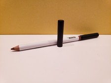 Makeup By Mario ~ Matita