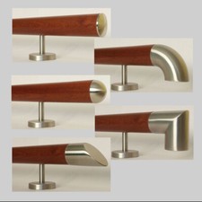 Corrimano in mogano verniciato