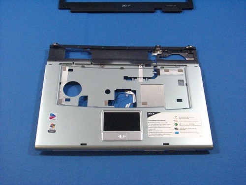 Gehäuse oben mit touch pad - oben,