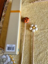 Thun 2 Stick da vaso coccinella e margherita con scatola