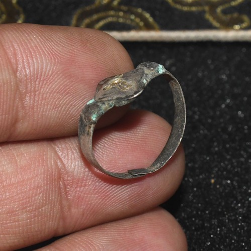 Raro anello antico romano