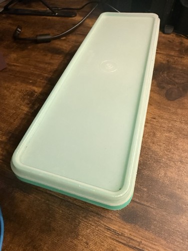Tupperware bread keeper green - keeper,