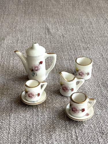 Set caffè casa delle bambole