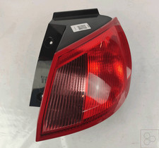 MN186268 Fanale post. parte est. DX MITSUBISHI COLT 1.5 16V Turbo CZT Ber.