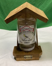 Alimentatore per uccellini