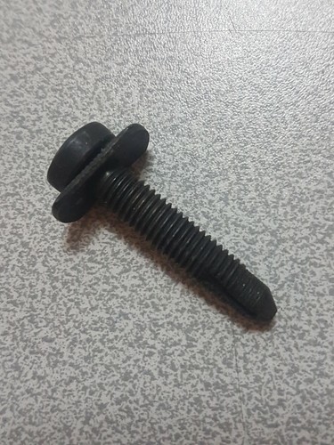 8845kz m8x1 vis - vis, torx