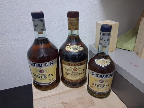 Bottiglie stock - 2,