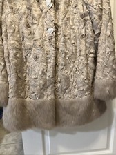 Cappotto pelliccia sintetica Dennis Basso colore blush ancora in borsa