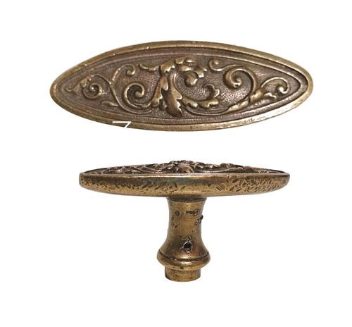 Oliva finestra antico lion - oliva,