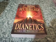 Libro nuovo cn Pellicola