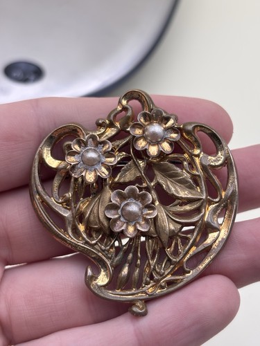 Broche laiton doré floral - broche,
