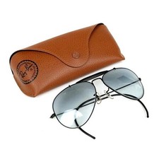 Autentici. Occhiali da sole