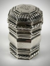 Antica scatola in argento