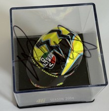Casco modello AGV firmato a