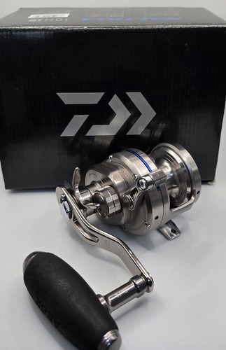 Manopola daiwa saltiga 10hl - manopola,