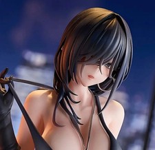 Abito Ishimi Yokoyama nero