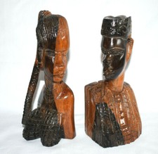 Lotto 2x busto erotico Massai