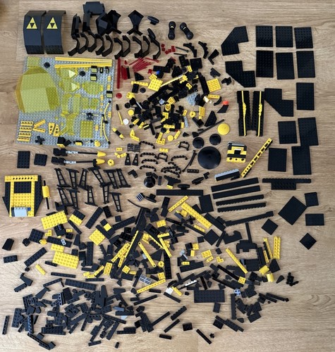 Lego 6987 blacktron message - blacktron,