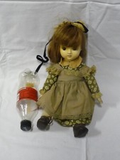 VECCHIA BAMBOLA CON CARILLON CARICA MANUALE