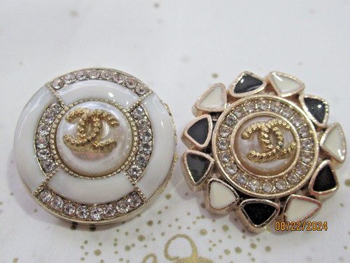 Chanel buttons 23 - chanel, buttons 