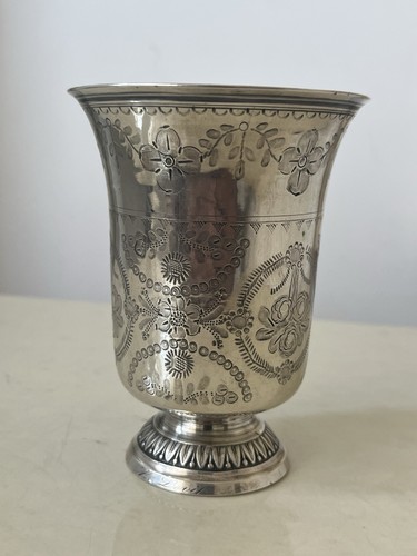 Gobelet argent massif - en,