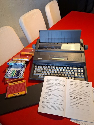 Macchina scrivere elettrica - macchina, da