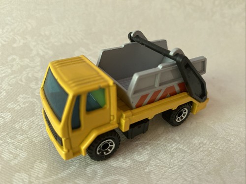 Matchbox ford cargo skip - matchbox,