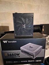 Thermaltake 1650 watt GF3 alimentatore psu