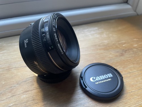 Canon 1 4 usm - f/1.4,