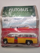 HACHETTE AUTOBUS DAL MONDO