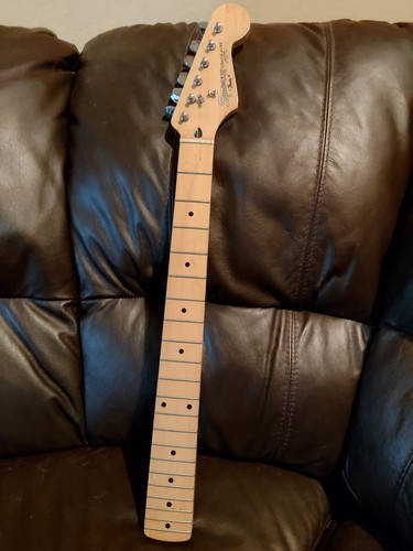 Squier serie stratocaster - squier,