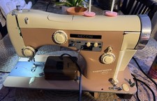 Vintage Necchi Supernova Ultra