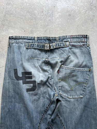 Etichetta jeans intrecciata