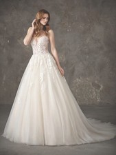 Pronovias Privee Nalon Wedding