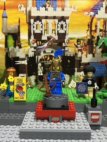 Lego castle mini figure - lego,