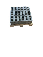 Blocchi e pallet in cemento