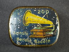 Antica scatola di latta con