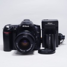 Nikon D50 DSLR con obiettivo