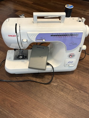 Singer sewing machine 150 - sewing,