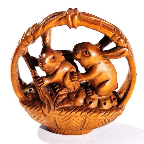 M8642 statuina netsuke in - m8642,