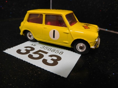Corgi 227 mini - 227, cooper