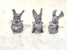 Statuette vintage in peltro raffiguranti suore da collezione