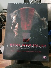 Metal Gear Solid V: The Phantom Pain: The Complete Official Guide, con mappa