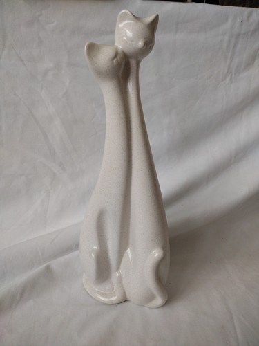 Minimalist cats figurine long - cats,