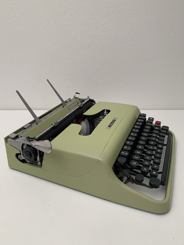 Olivetti macchina scrivere - macchina,