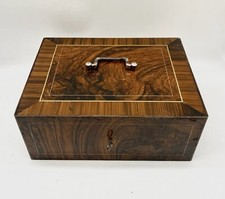 antica cassetta portamonete